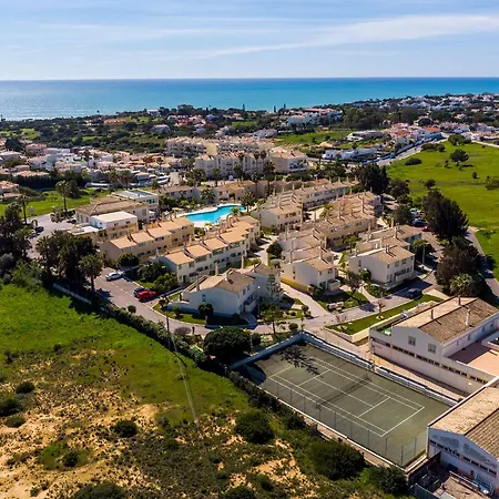 فيلة Ponta Grande - Mare